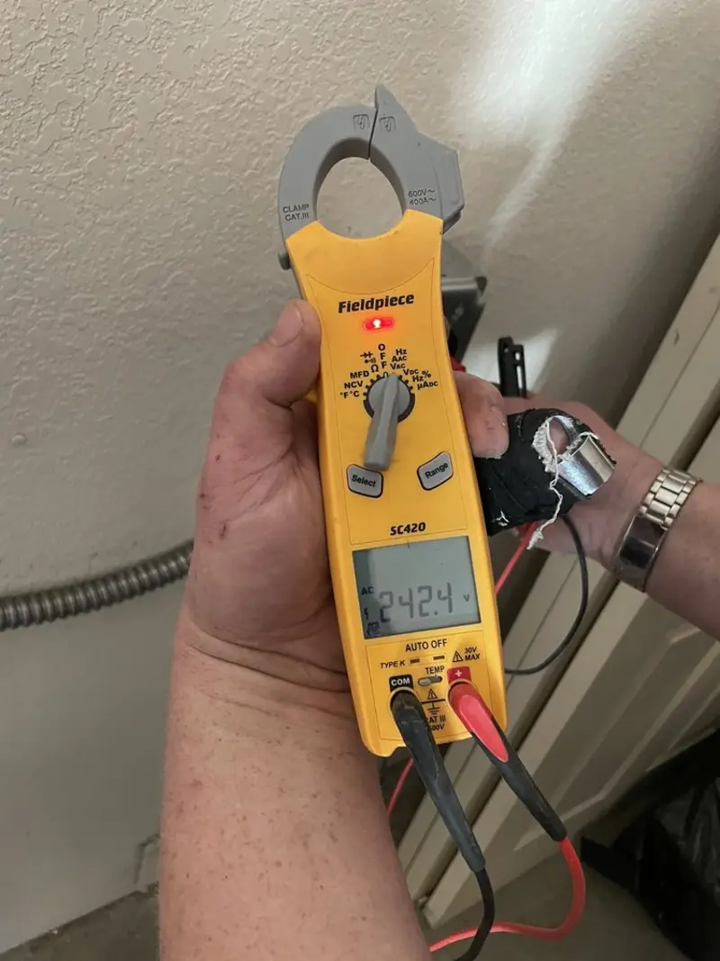 Voltage testing with clamp meter during Generator Installation in La Cresta